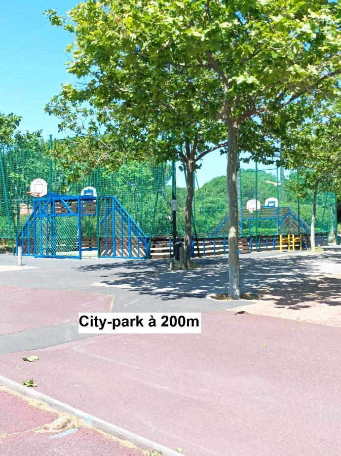 Lara 1 - Grand T2 Loggia Sans Vis-A-Vis Parking - Pres Centre-Port, Ile Des Loisirs, Plage Richelieu Agde Exterior foto